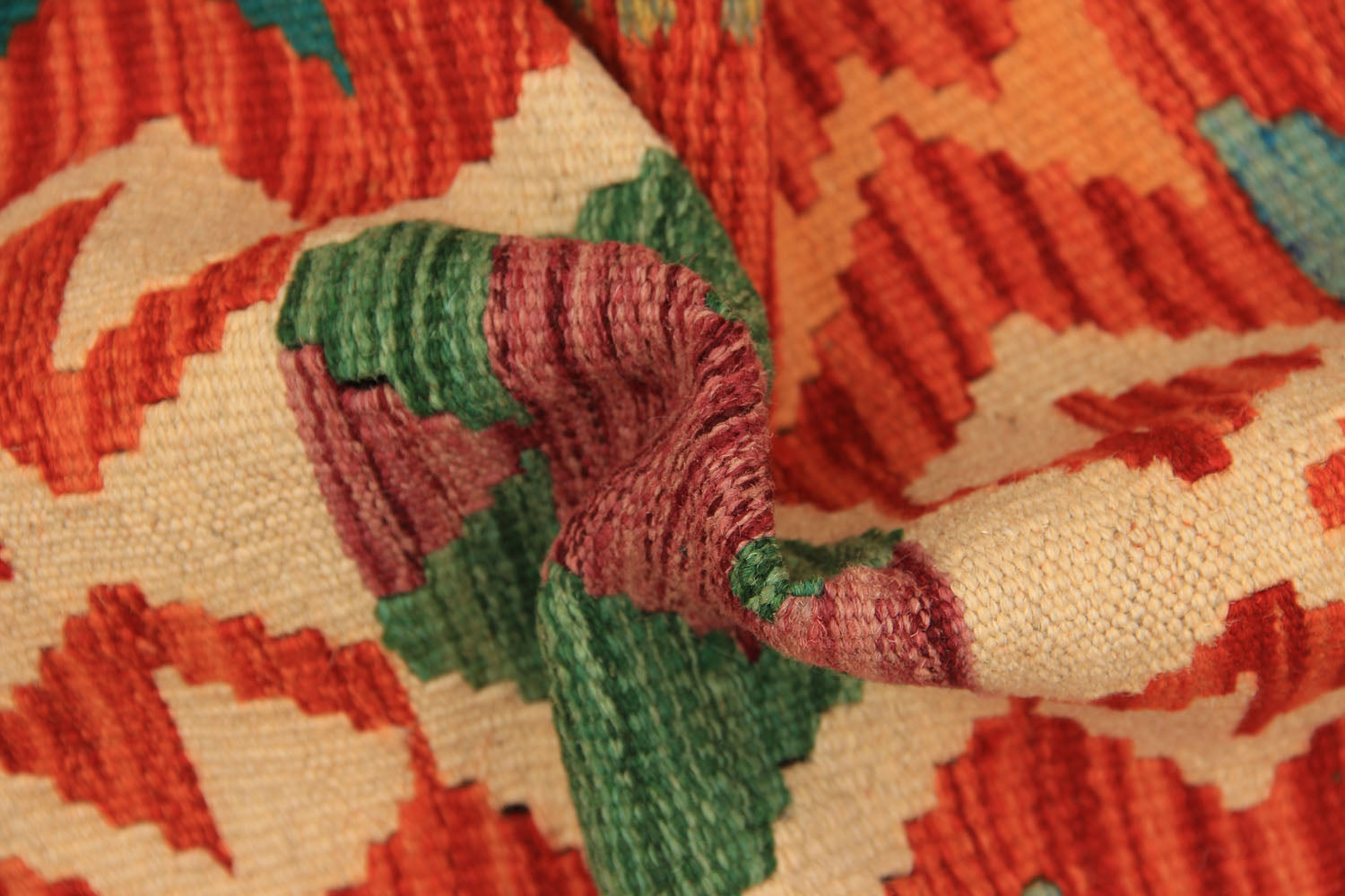 VEGGIE DYE KILIMS