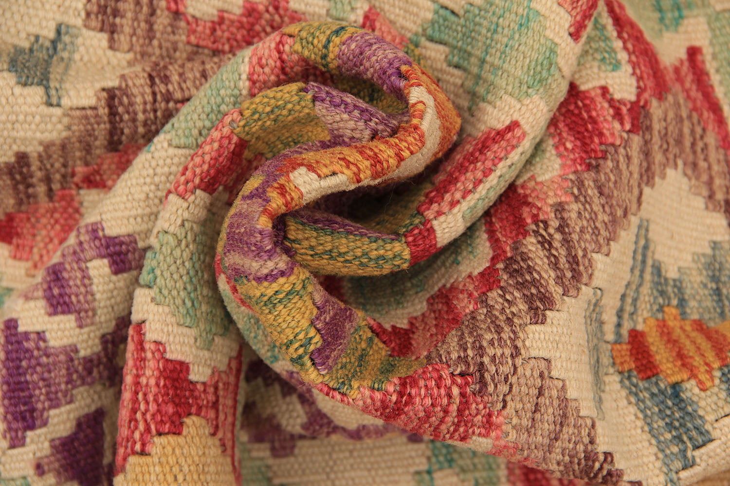 VEGGIE DYE KILIMS