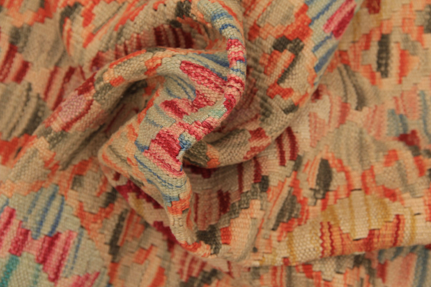 VEGGIE DYE KILIMS
