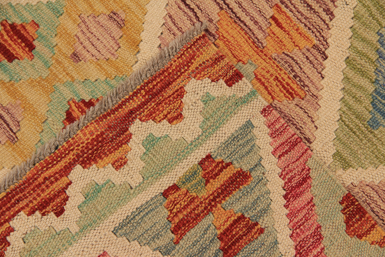 VEGGIE DYE KILIMS