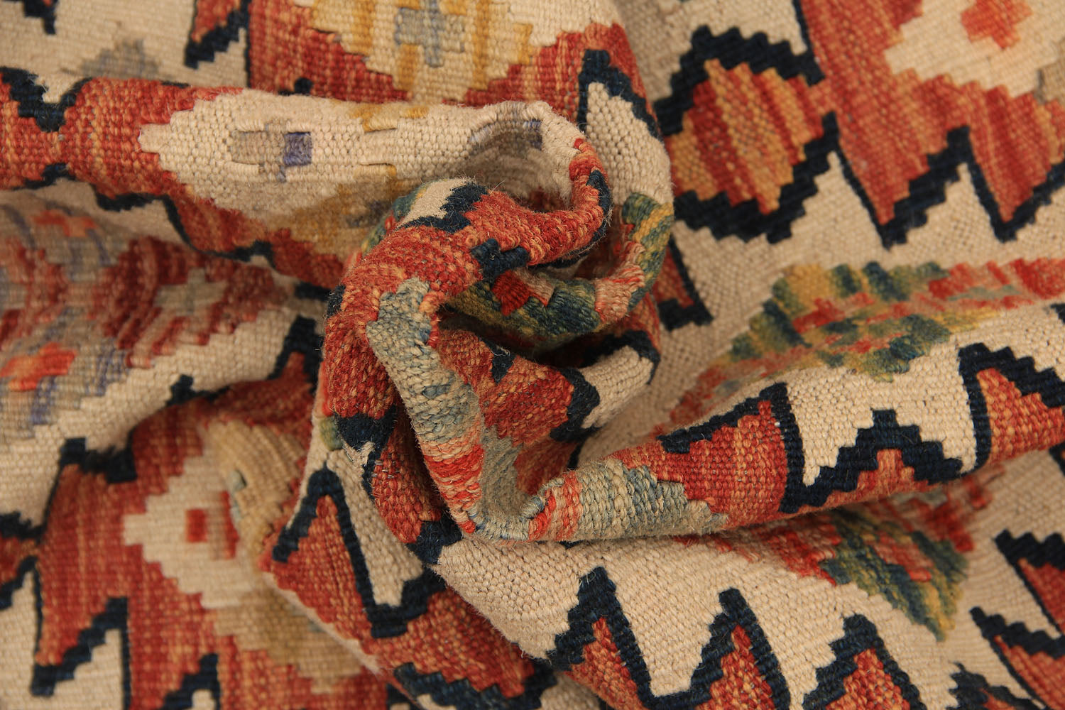 VEGGIE DYE KILIMS