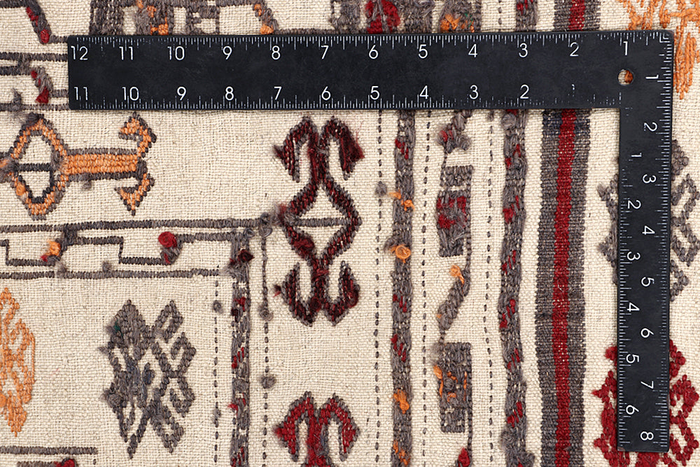 4' 6" x 6' 6 Ivory Handmade Pai Murgh Soumak Kilim Rug Rectangular