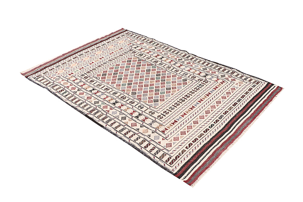 4' 6" x 6' 6 Ivory Handmade Pai Murgh Soumak Kilim Rug Rectangular