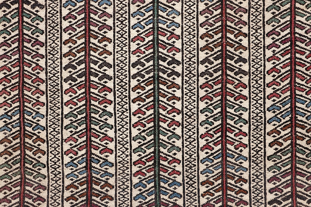4' 6" x 6' 6 Ivory Handmade Pai Murgh Soumak Kilim Rug Rectangular