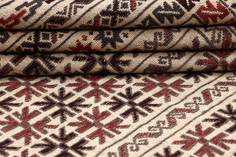 4' 6" x 6' 6 Ivory Handmade Pai Murgh Soumak Kilim Rug Rectangular