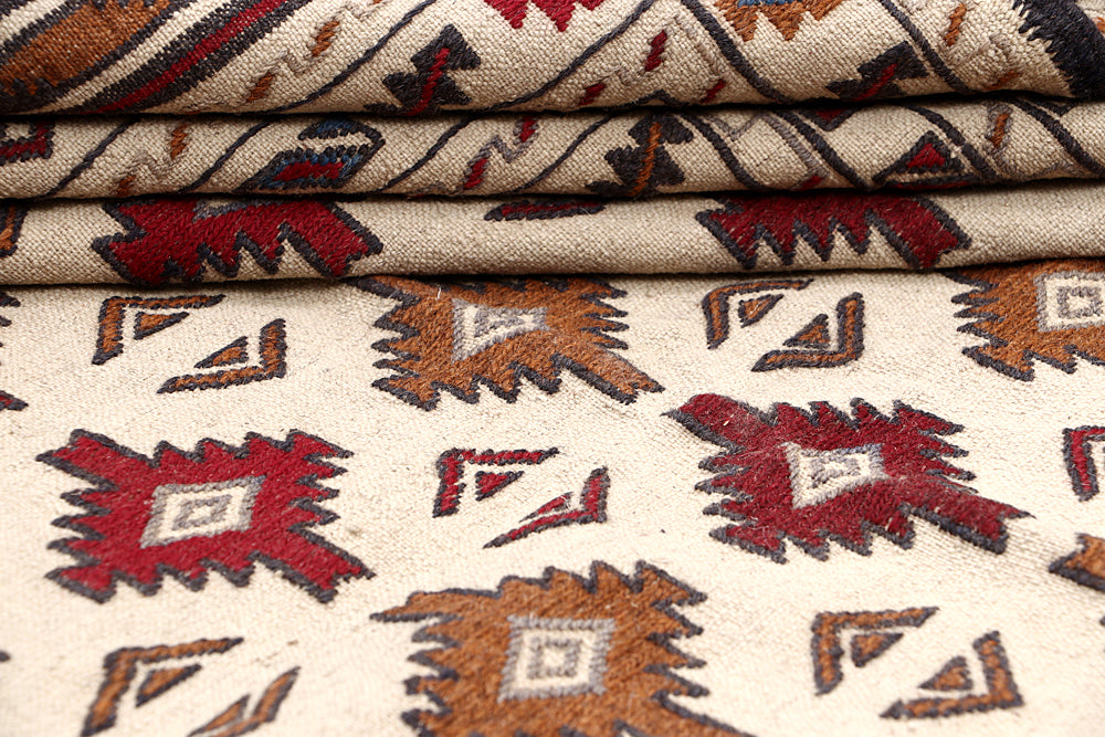 Ivory Handmade Pai Murgh Soumak Kilim Rug Rectangular