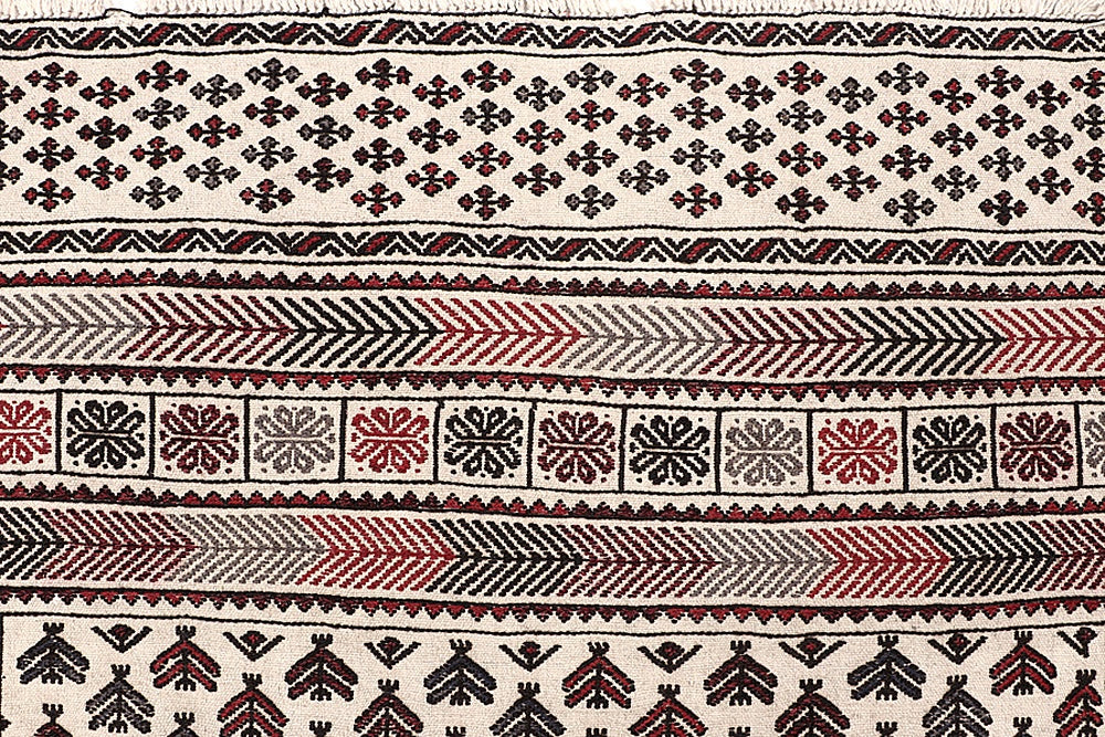 4' 6" x 6' 6 Ivory Handmade Pai Murgh Soumak Kilim Rug Rectangular