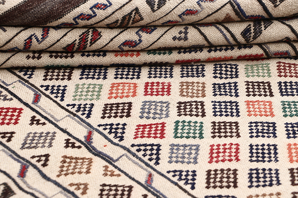 4' 6" x 6' 6 Ivory Handmade Pai Murgh Soumak Kilim Rug Rectangular