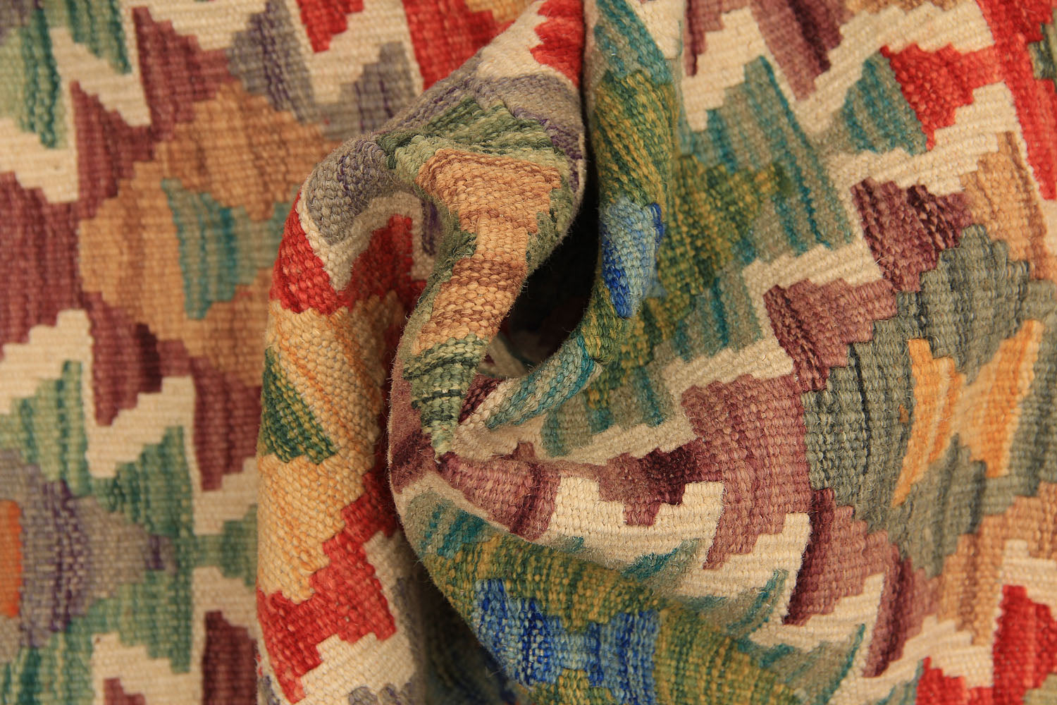 VEGGIE DYE KILIMS
