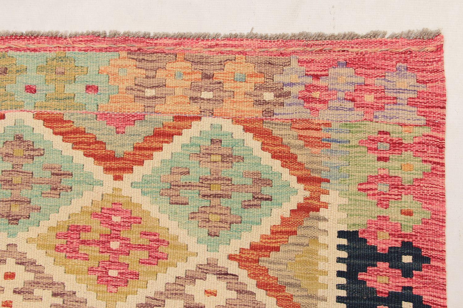 VEGGIE DYE KILIMS