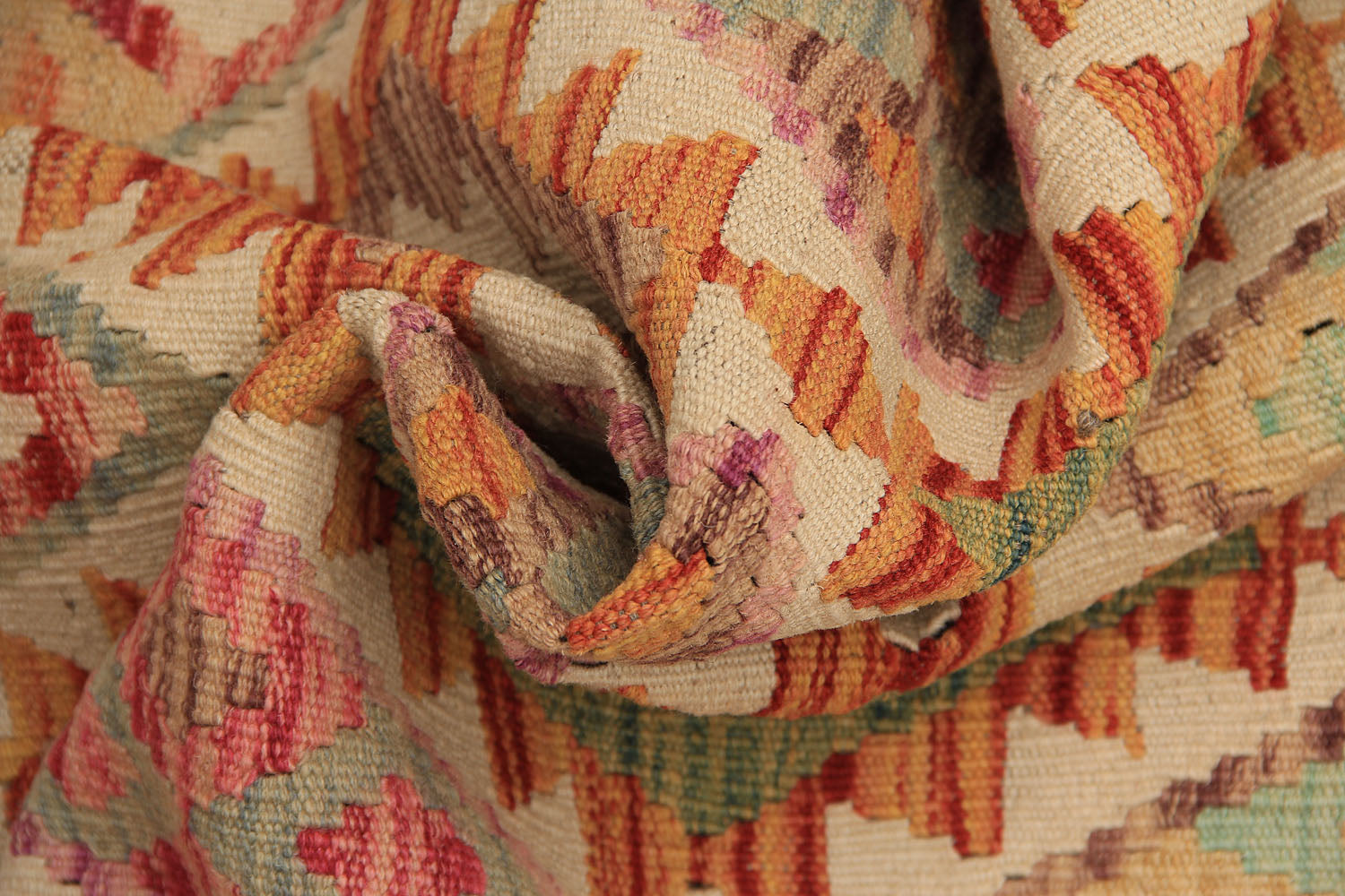 VEGGIE DYE KILIMS