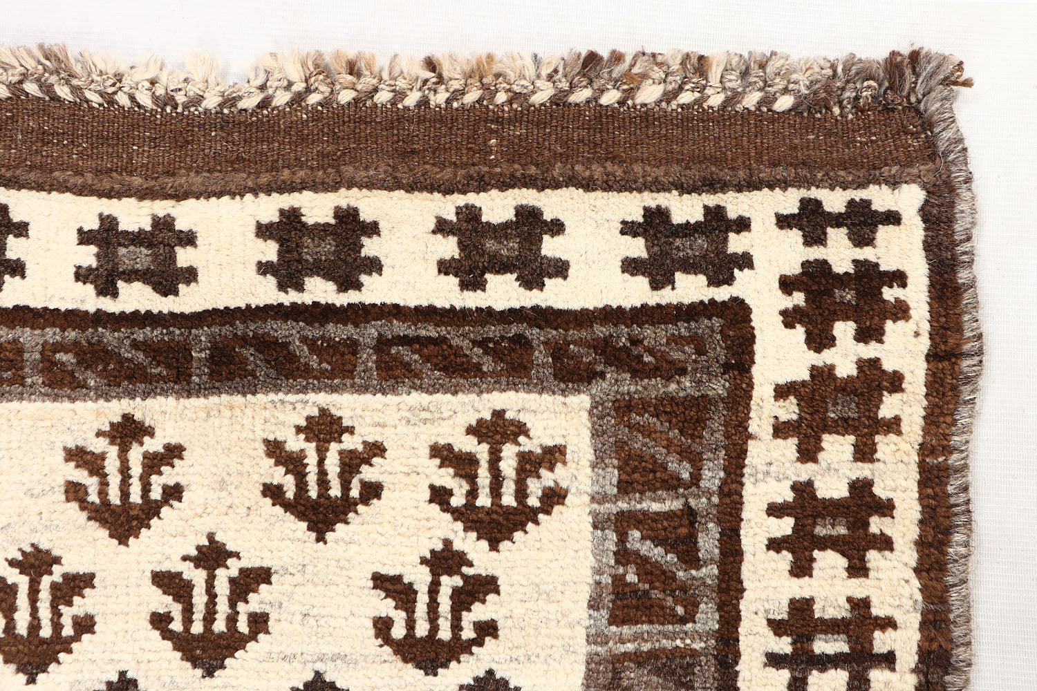 NATURAL TAIMANI CARPETS