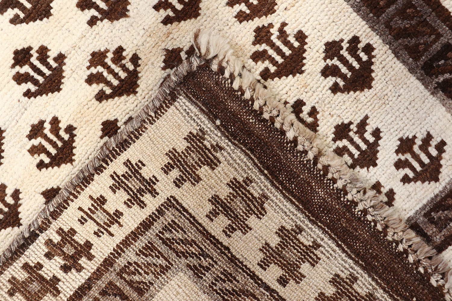 NATURAL TAIMANI CARPETS