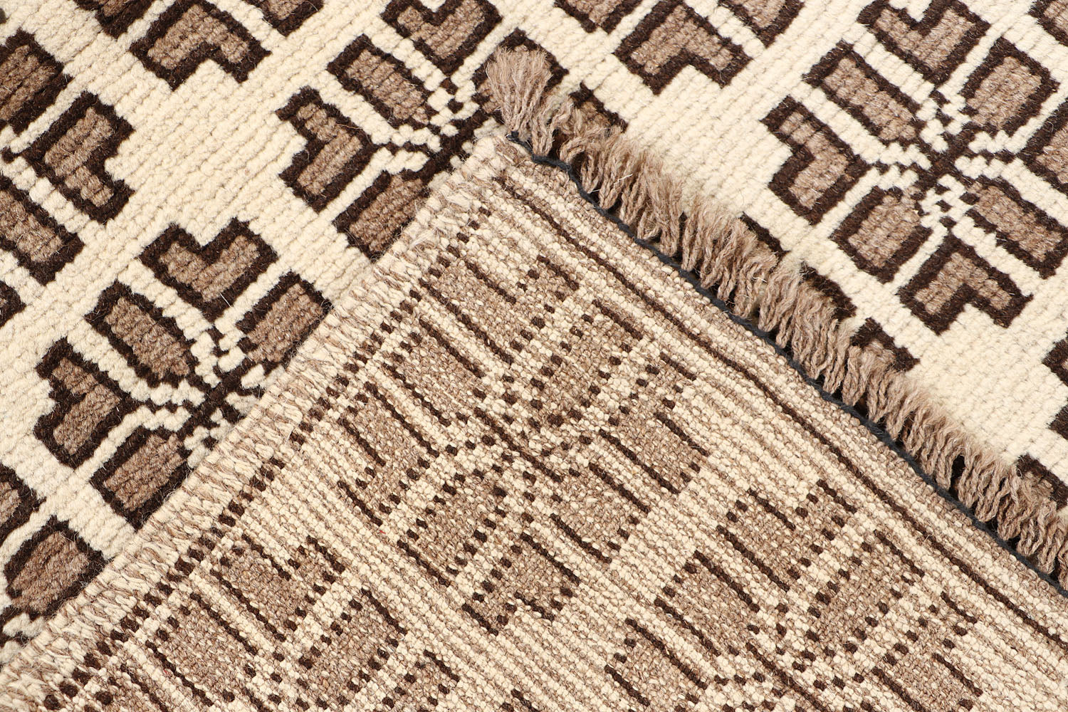 NATURAL TAIMANI CARPETS