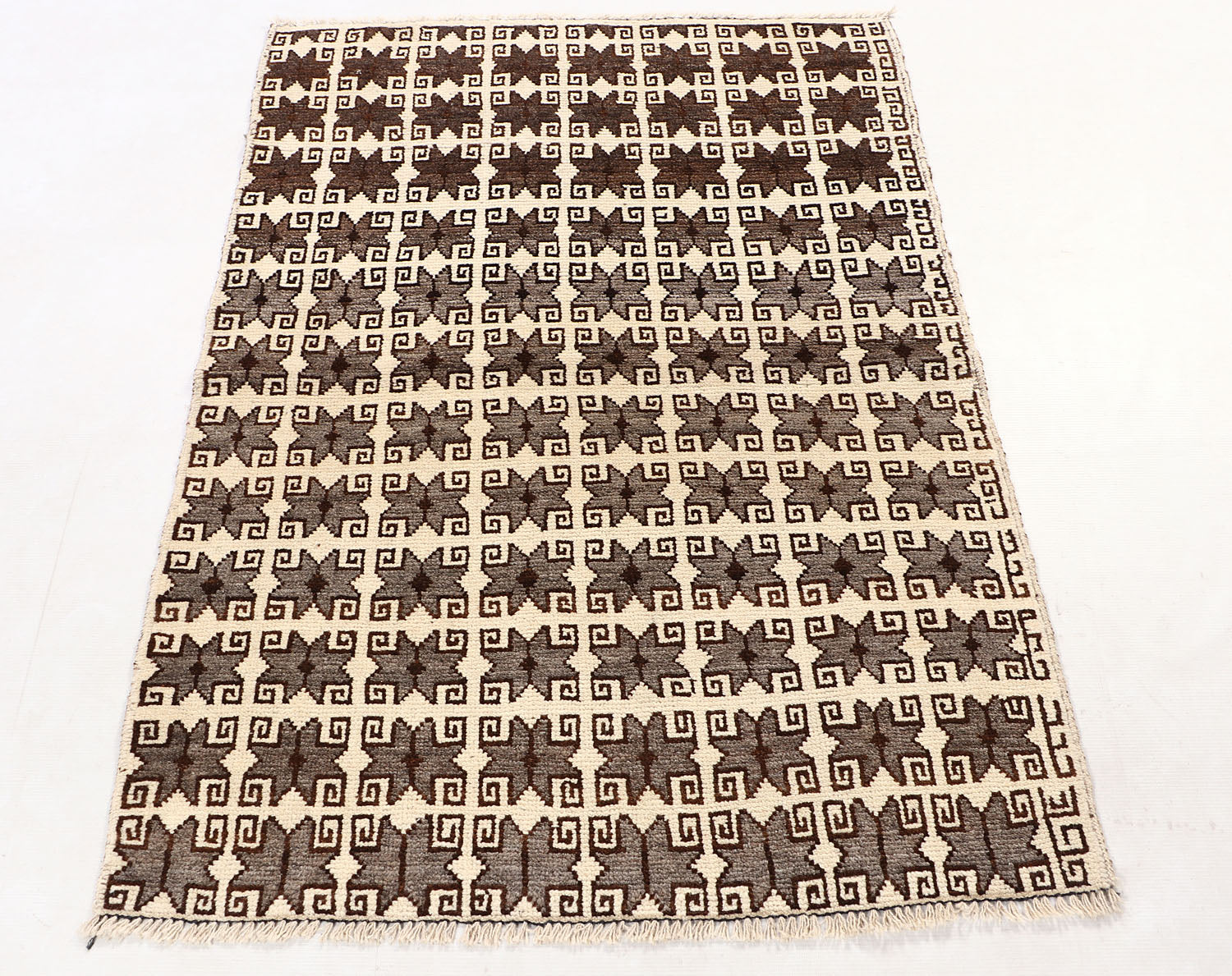 NATURAL TAIMANI CARPETS