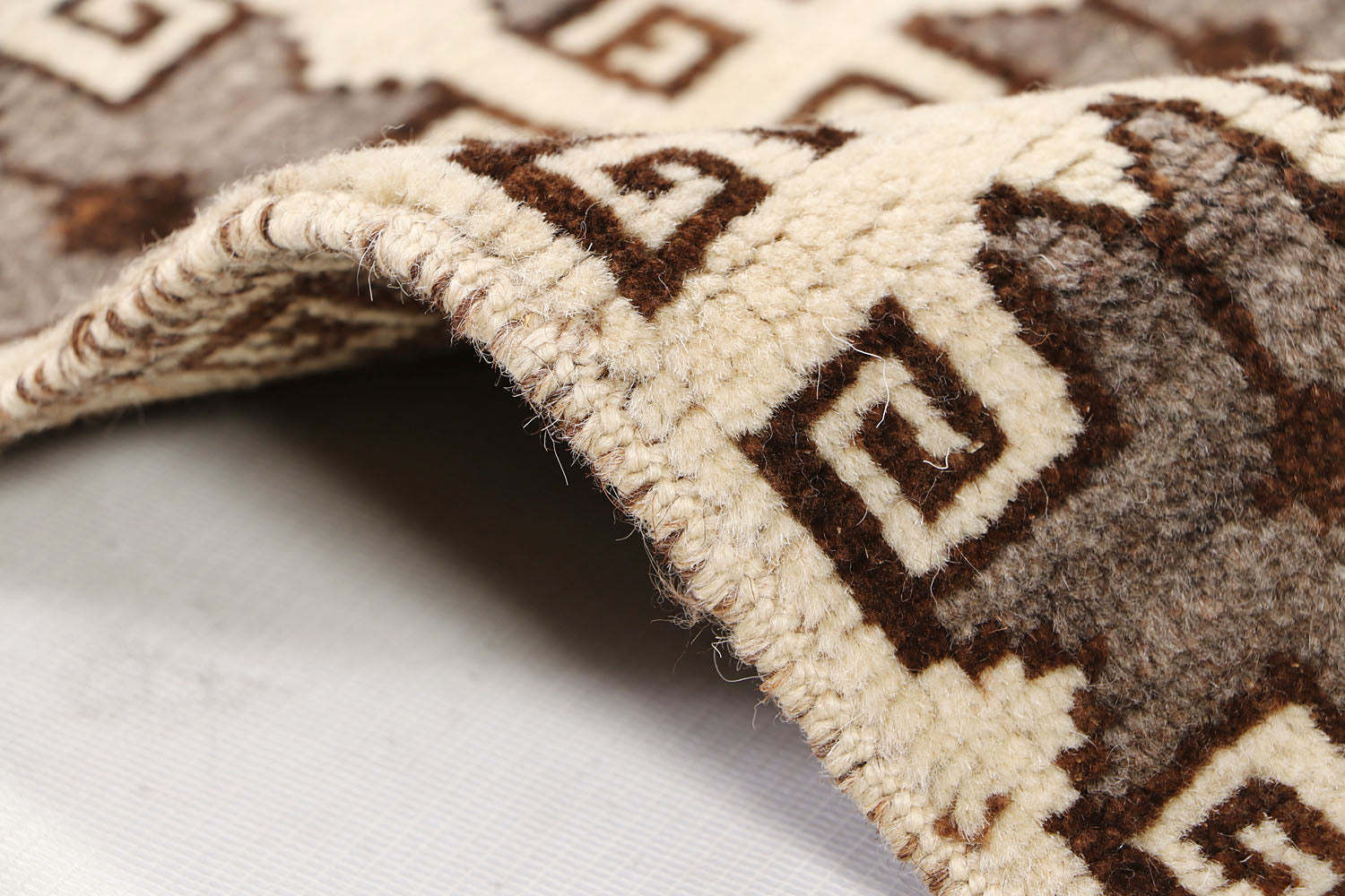 NATURAL TAIMANI CARPETS