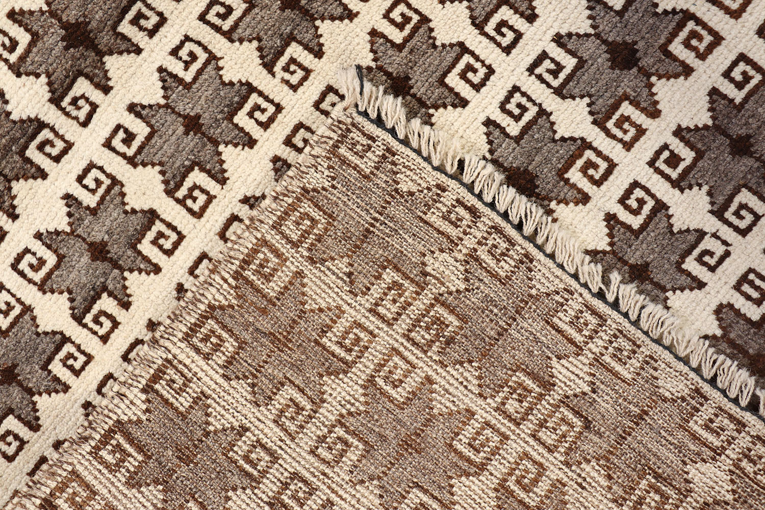 NATURAL TAIMANI CARPETS