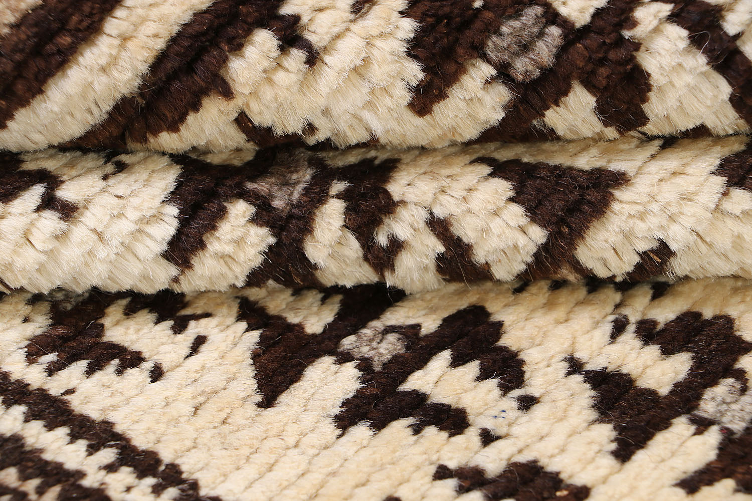 NATURAL TAIMANI CARPETS