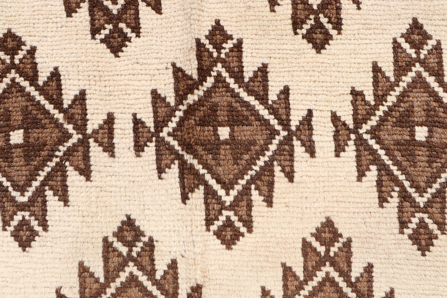 NATURAL TAIMANI CARPETS