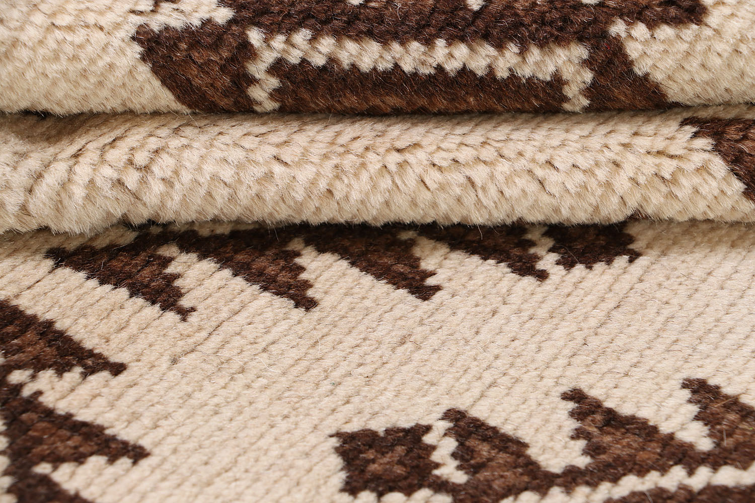 NATURAL TAIMANI CARPETS