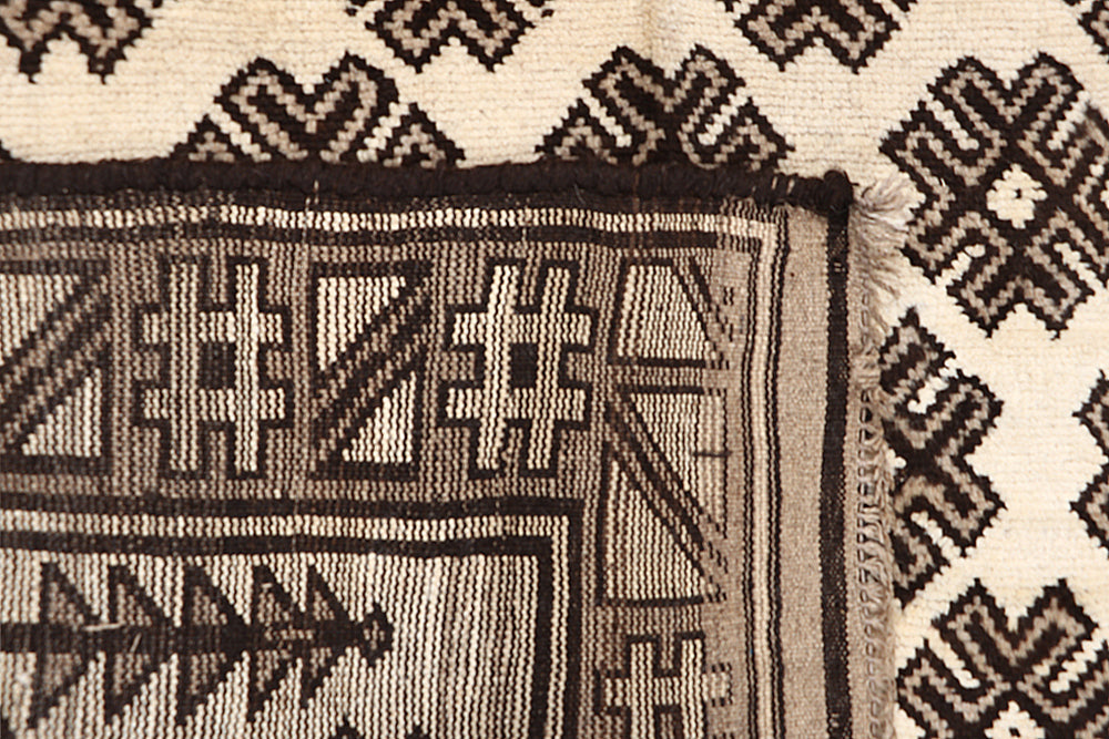 4' 6" x 6' 6 Ivory Handmade Natural Taimani Carpets Afghan Rectangular