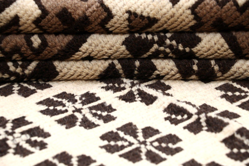5' 6" X 8' Ivory Handmade Natural Taimani Carpets Afghan Rectangular