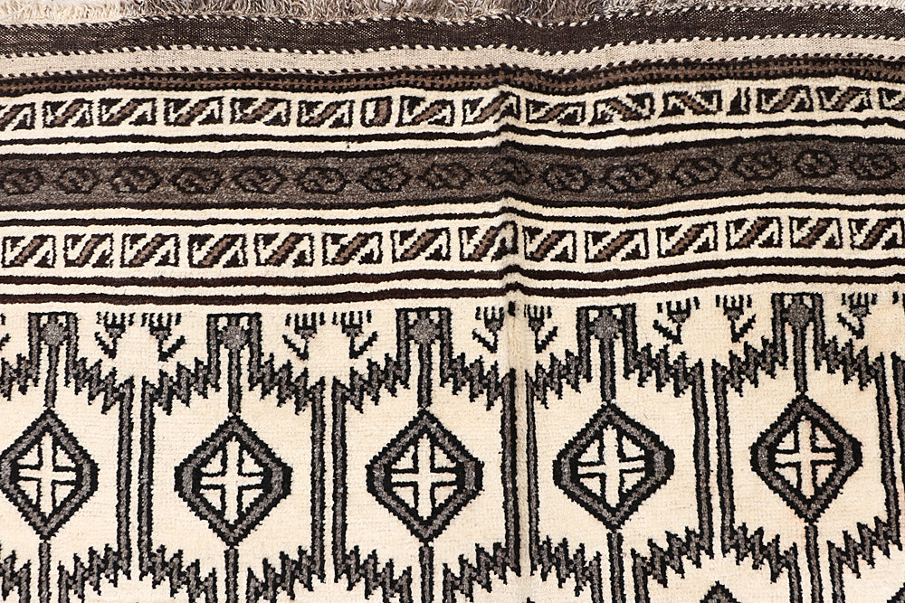 NATURAL TAIMANI CARPETS