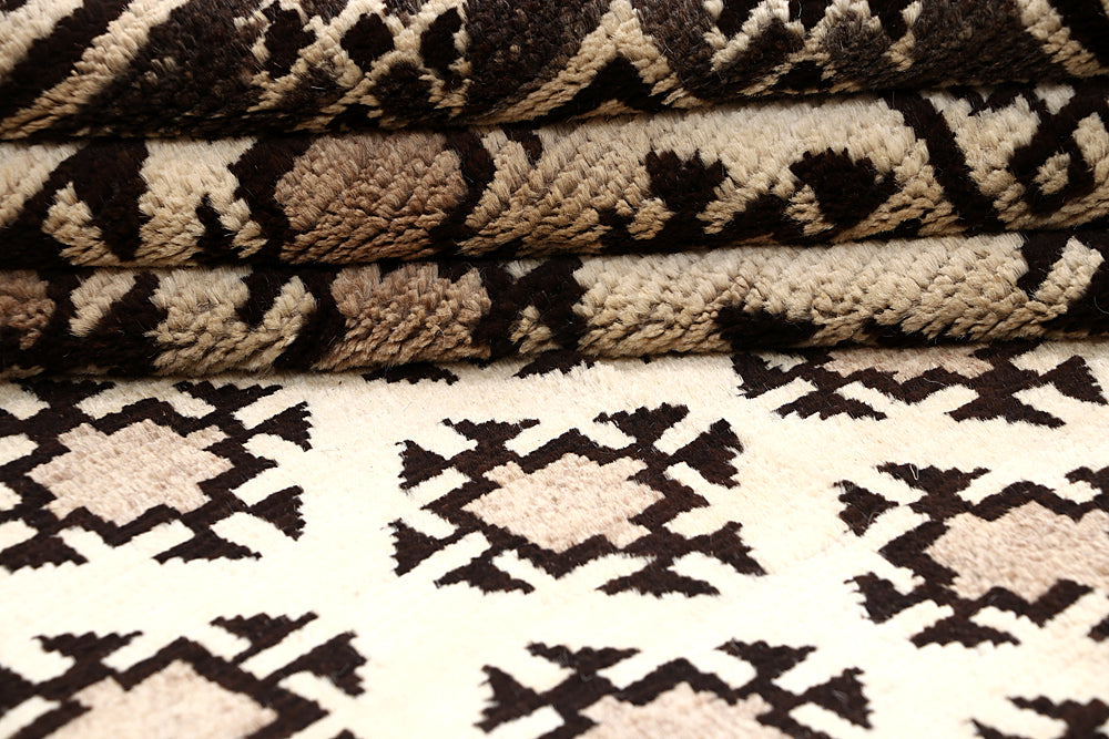 NATURAL TAIMANI CARPETS