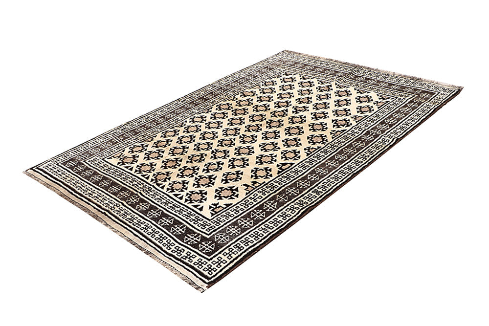 NATURAL TAIMANI CARPETS