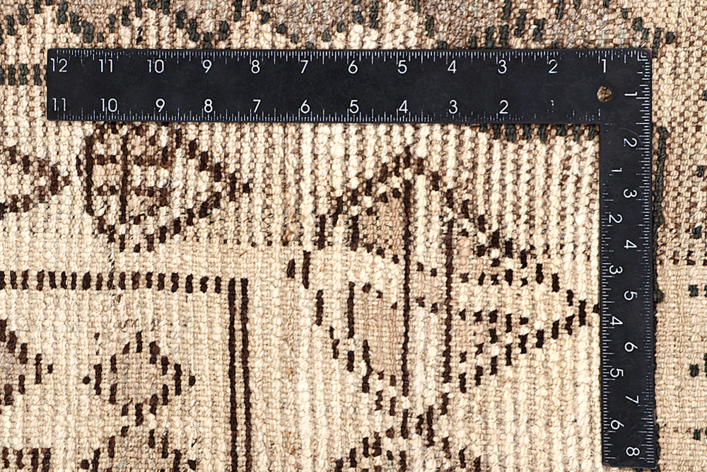 5' 6" X 8' Ivory Handmade Natural Taimani Carpets Afghan Rectangular