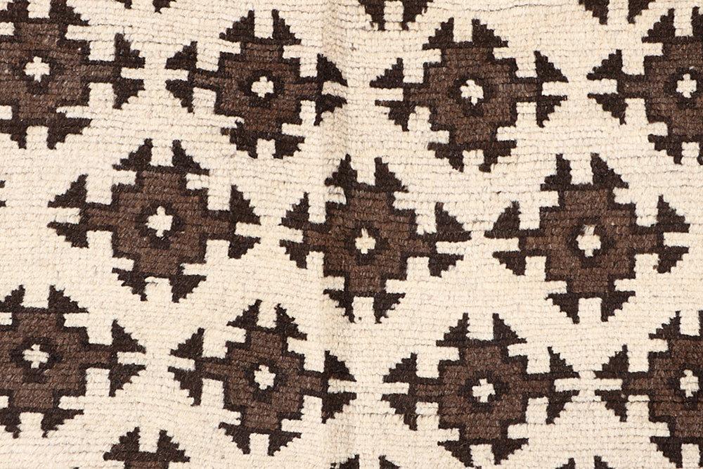 5' 6" X 8' Ivory Handmade Natural Taimani Carpets Afghan Rectangular