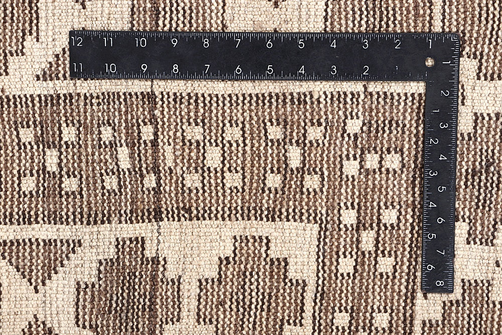 5' 6" X 8' Ivory Handmade Natural Taimani Carpets Afghan Rectangular
