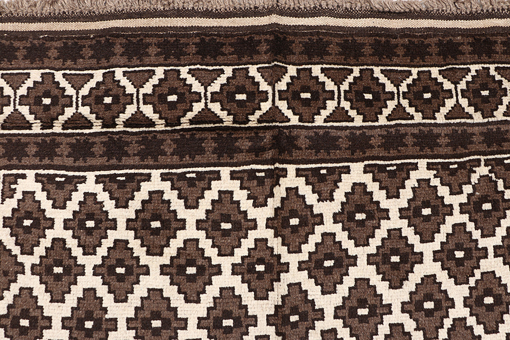 5' 6" X 8' Ivory Handmade Natural Taimani Carpets Afghan Rectangular