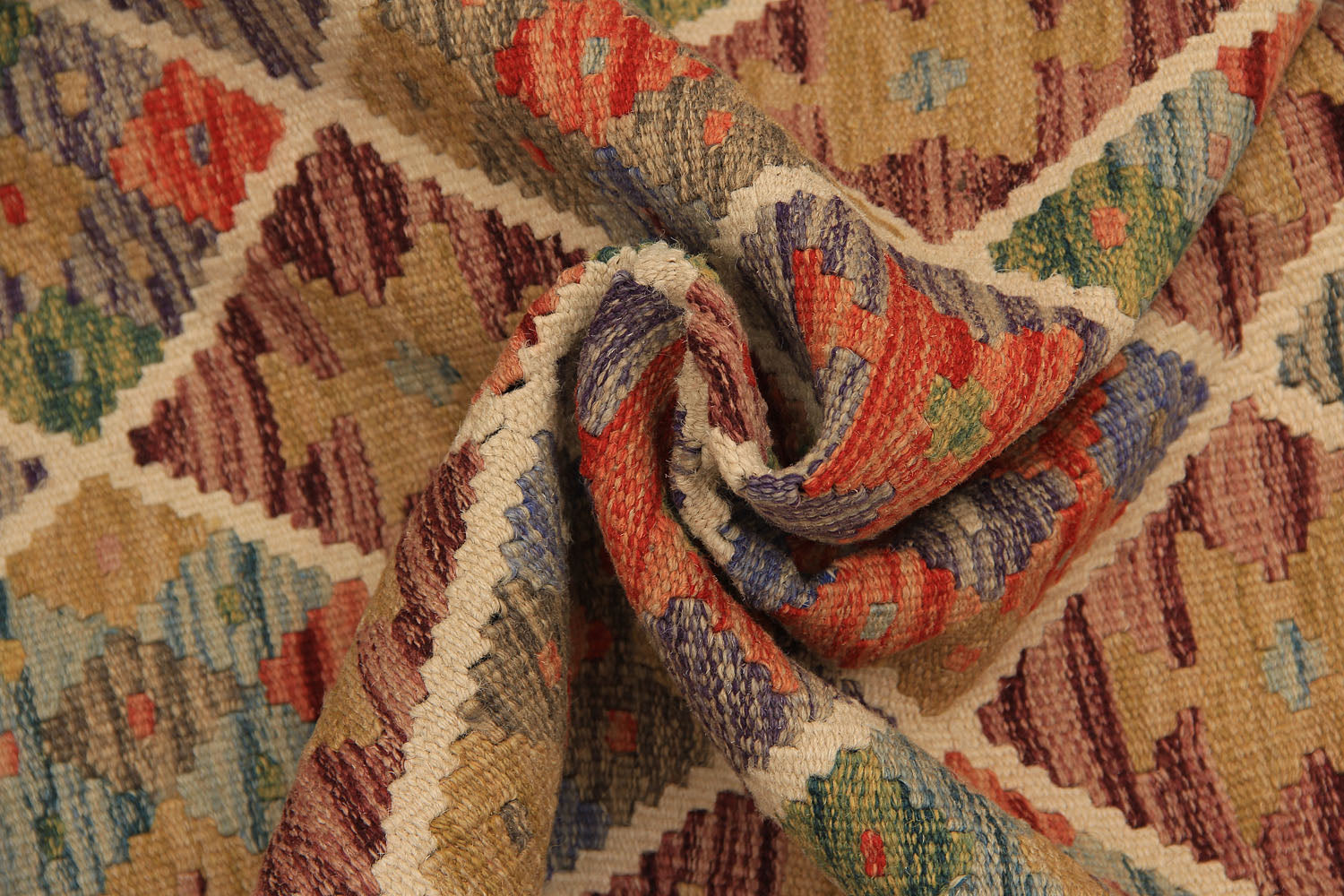VEGGIE DYE KILIMS