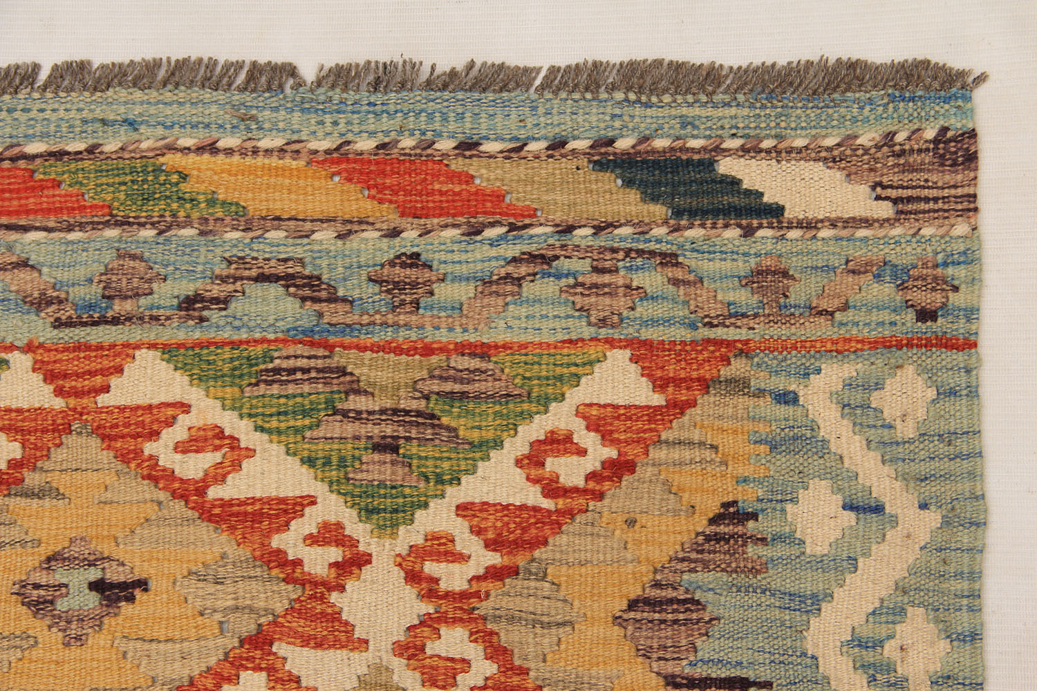 VEGGIE DYE KILIMS
