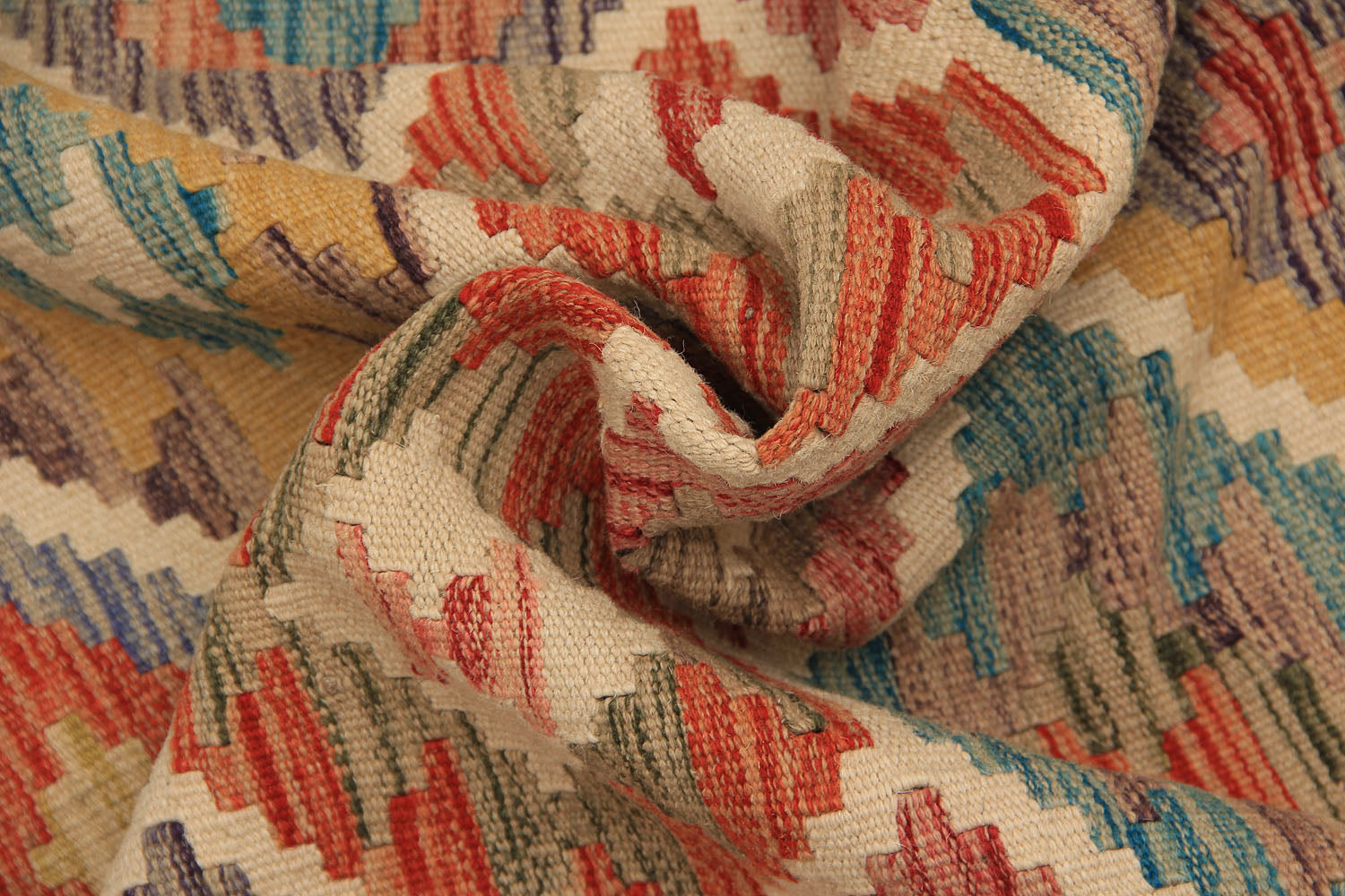 VEGGIE DYE KILIMS