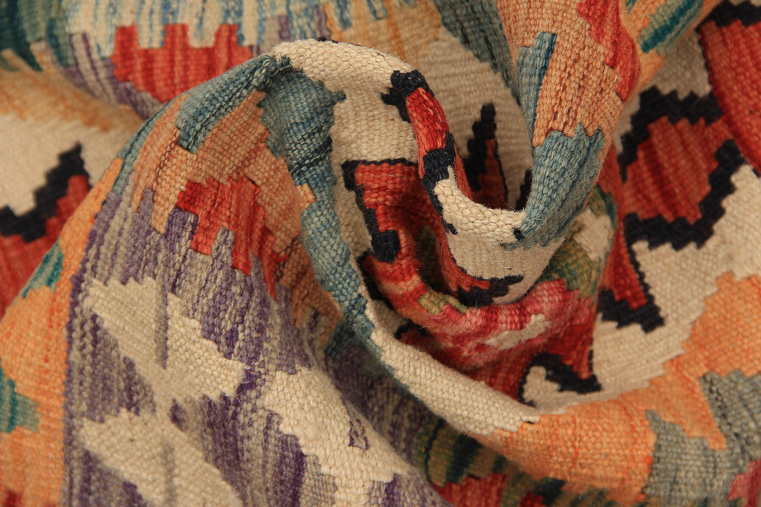 VEGGIE DYE KILIMS