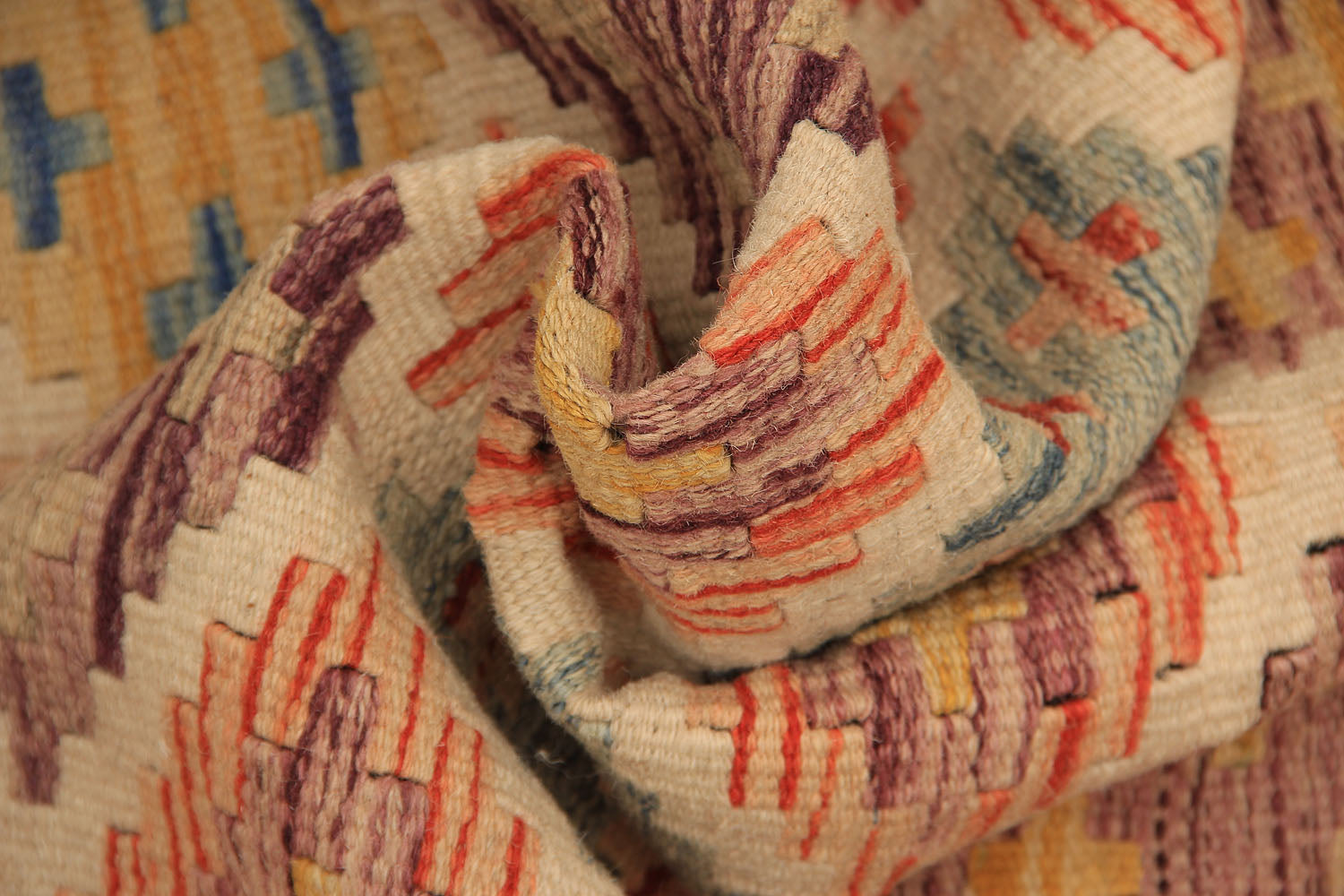 VEGGIE DYE KILIMS