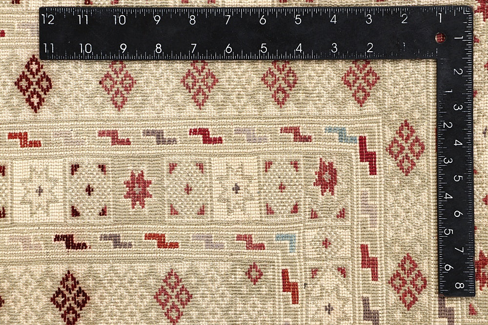 6' 6"X 10' Ivory Handmade Nakhunak Afghan Rug Rectangular