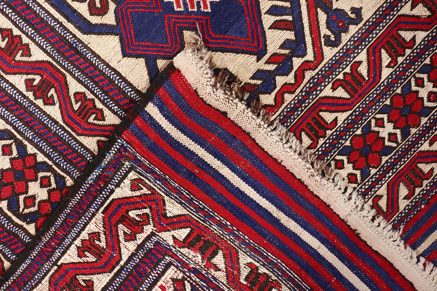 SAGHARI