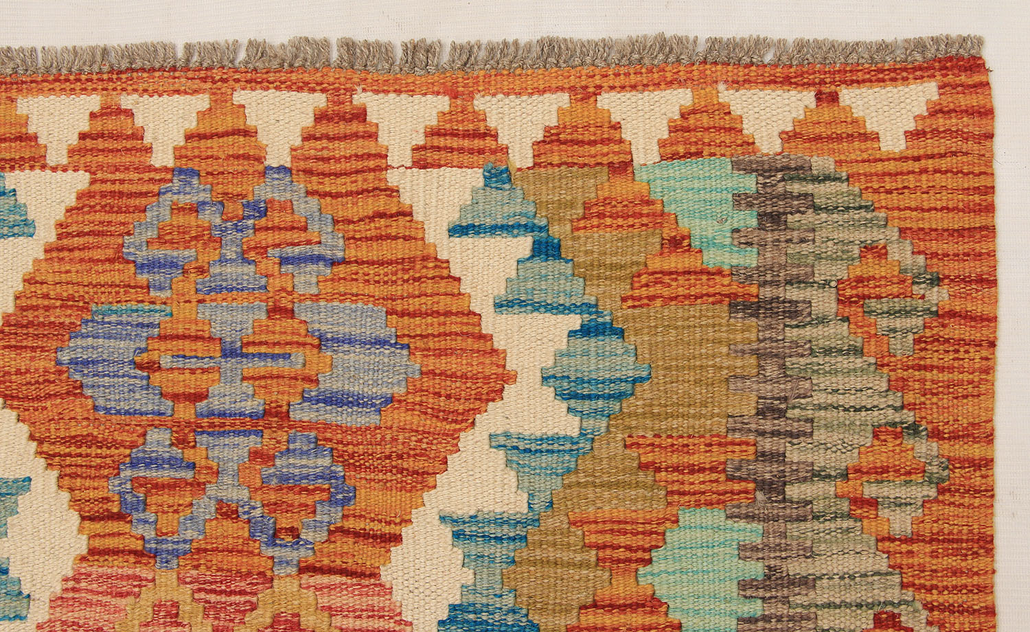 2' 6" x 4' Multy Handmade Veggie Dye Kilim Rug Rectangular