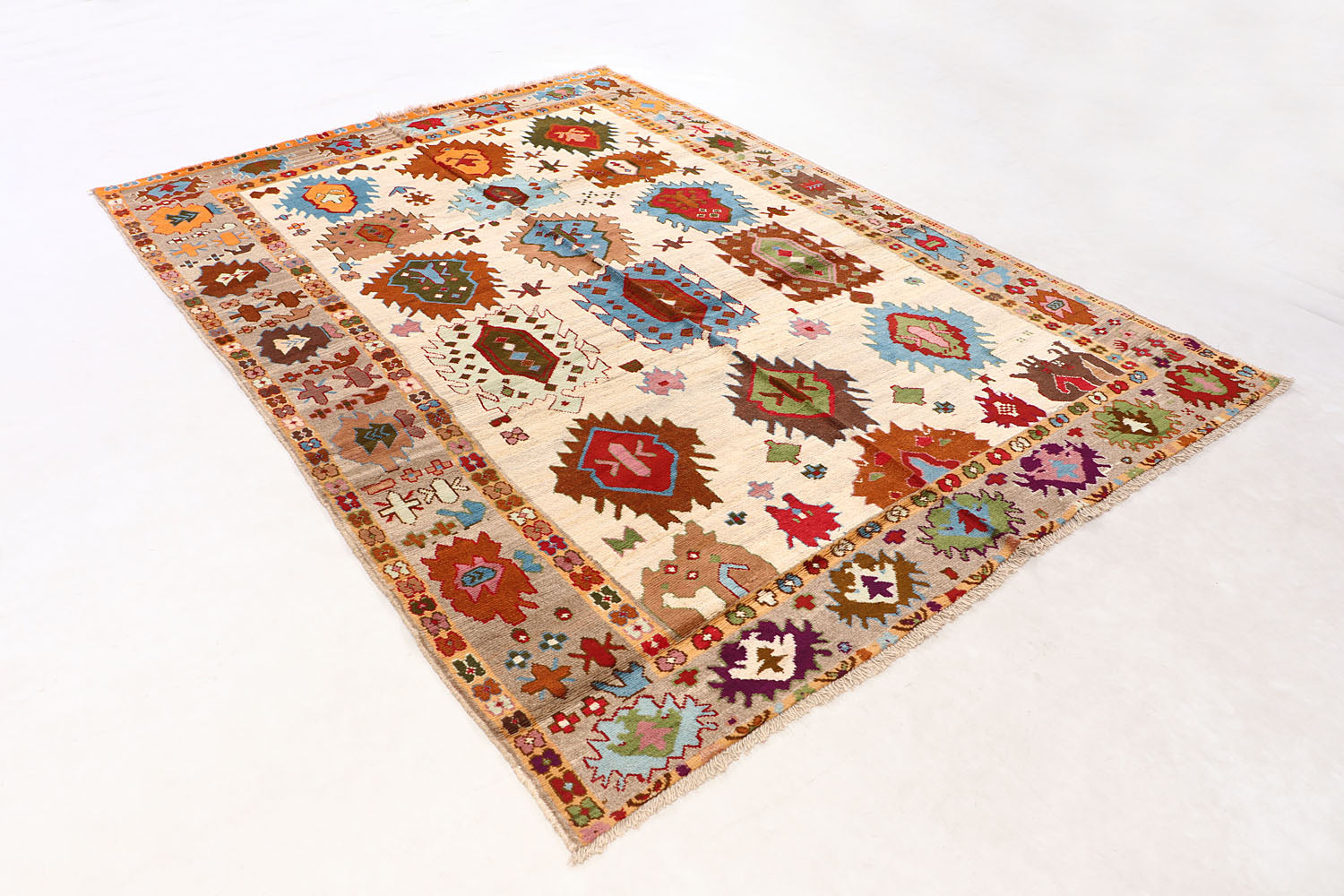 6' 6"X 10' Ivory Handmade Kohistani Baluchi Afghan Rug Rectangular