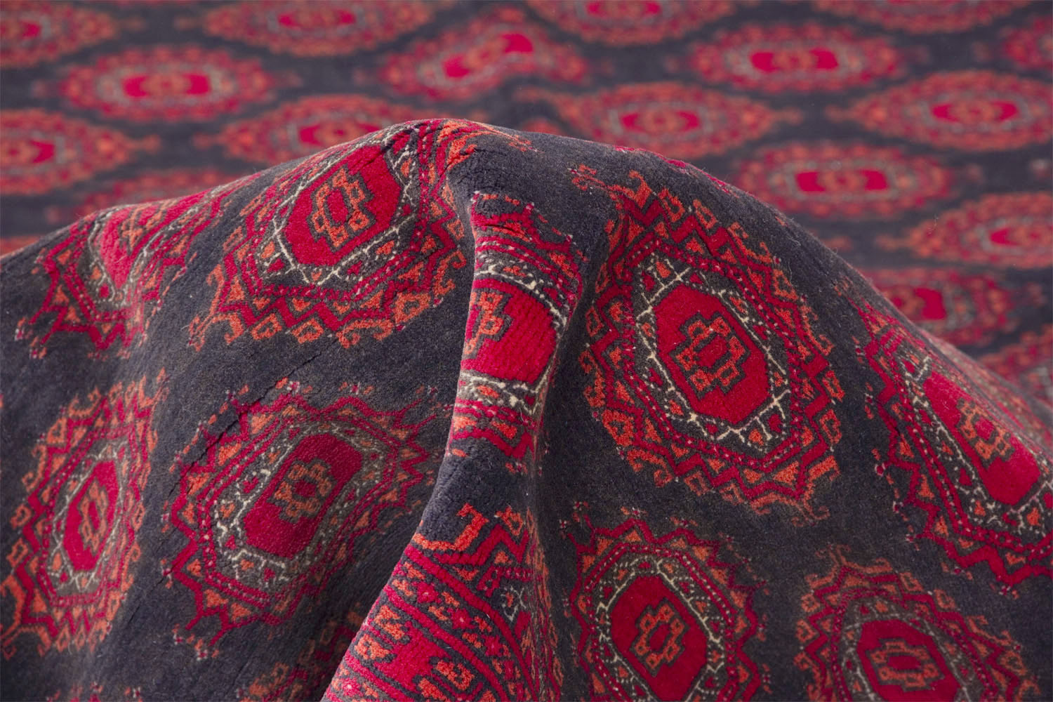 Handmade Sarooq Afghan Rug