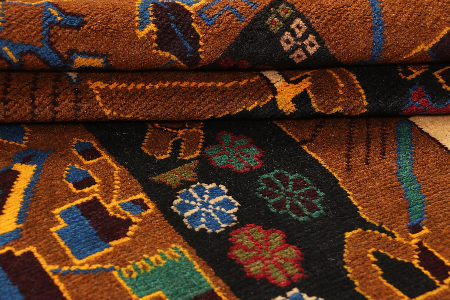 PICTORIAL RUGS