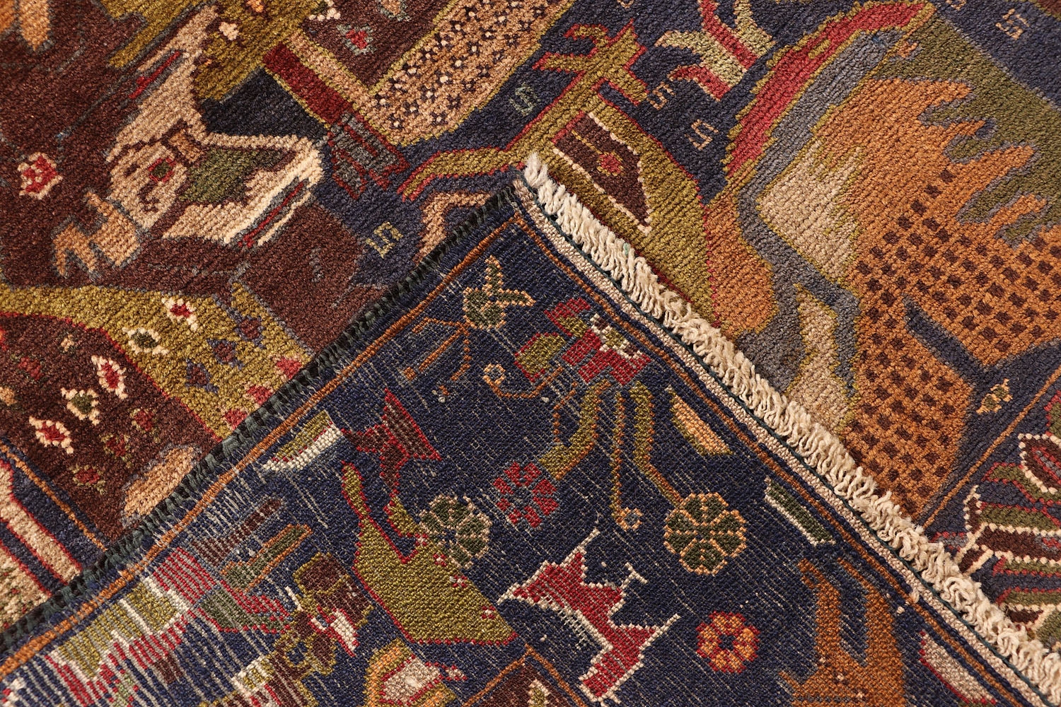 PICTORIAL RUGS