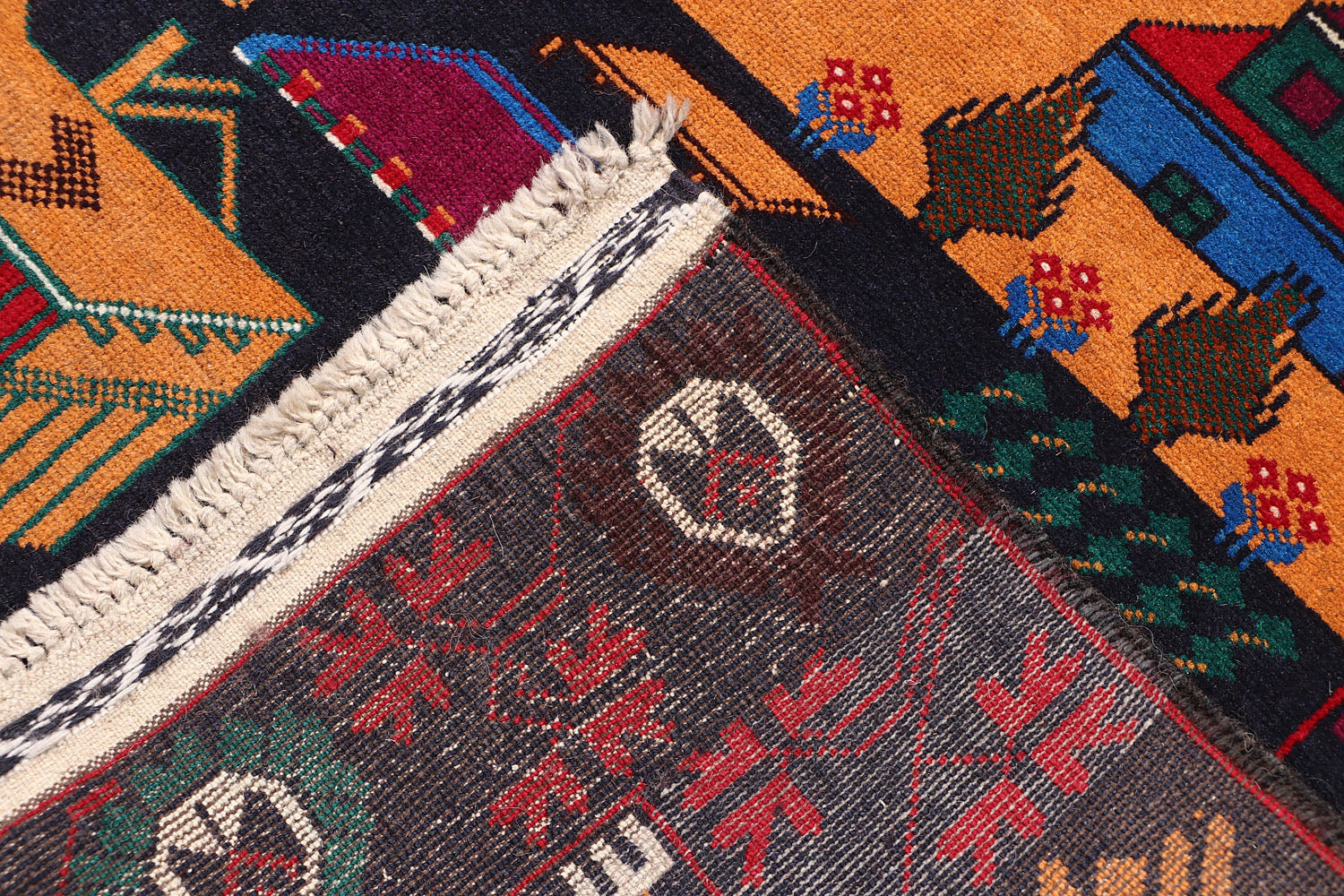 PICTORIAL RUGS