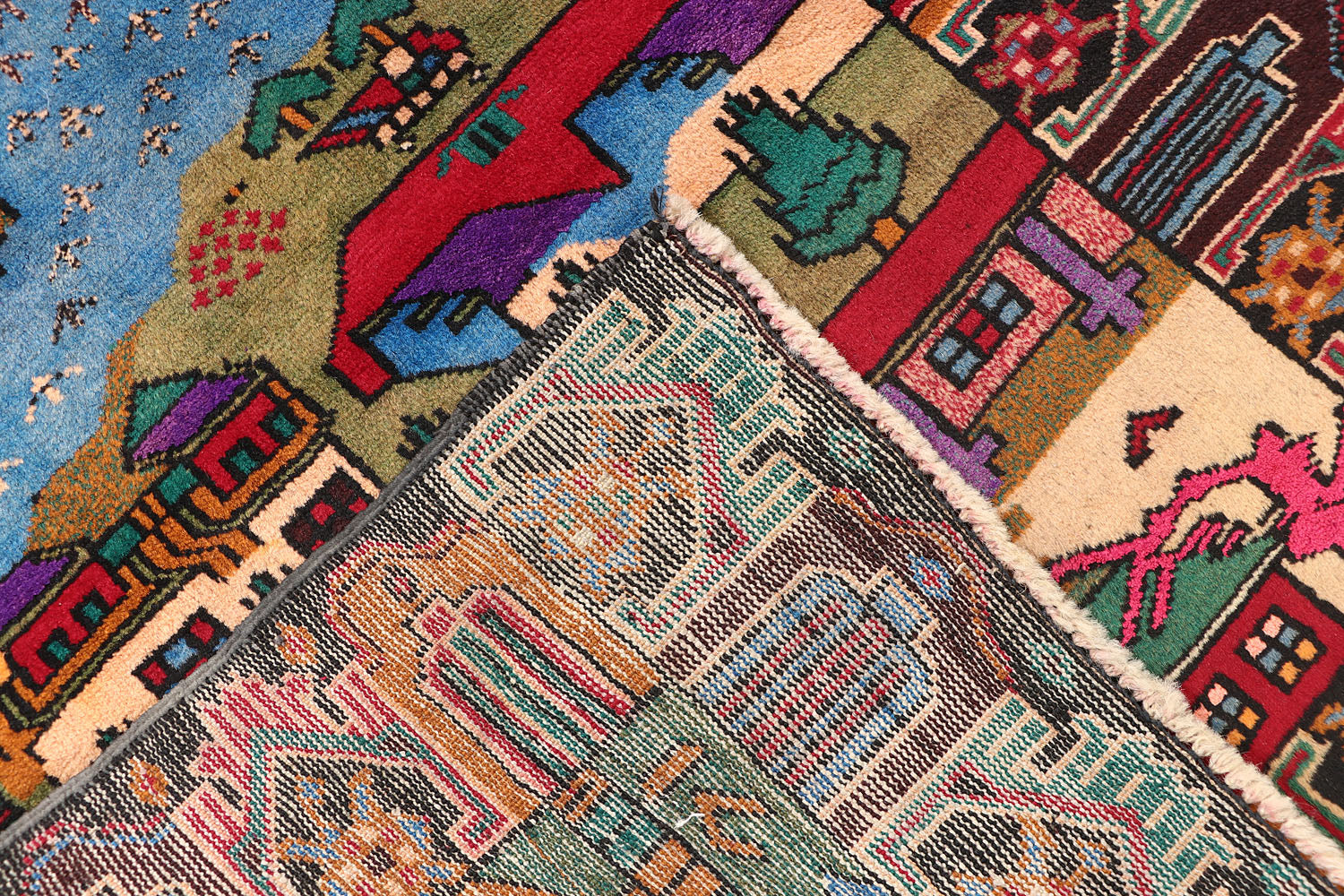 PICTORIAL RUGS