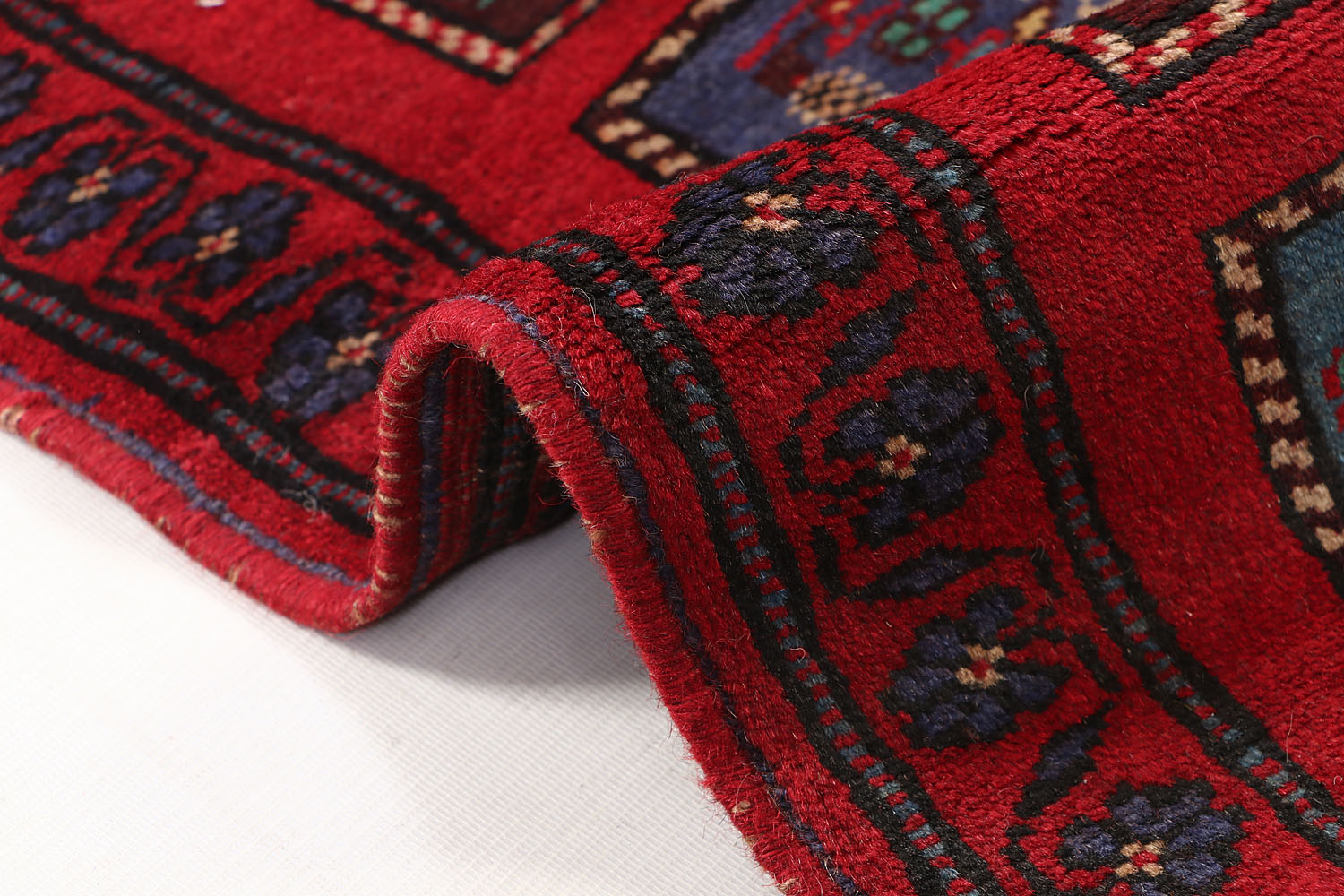 PICTORIAL RUGS