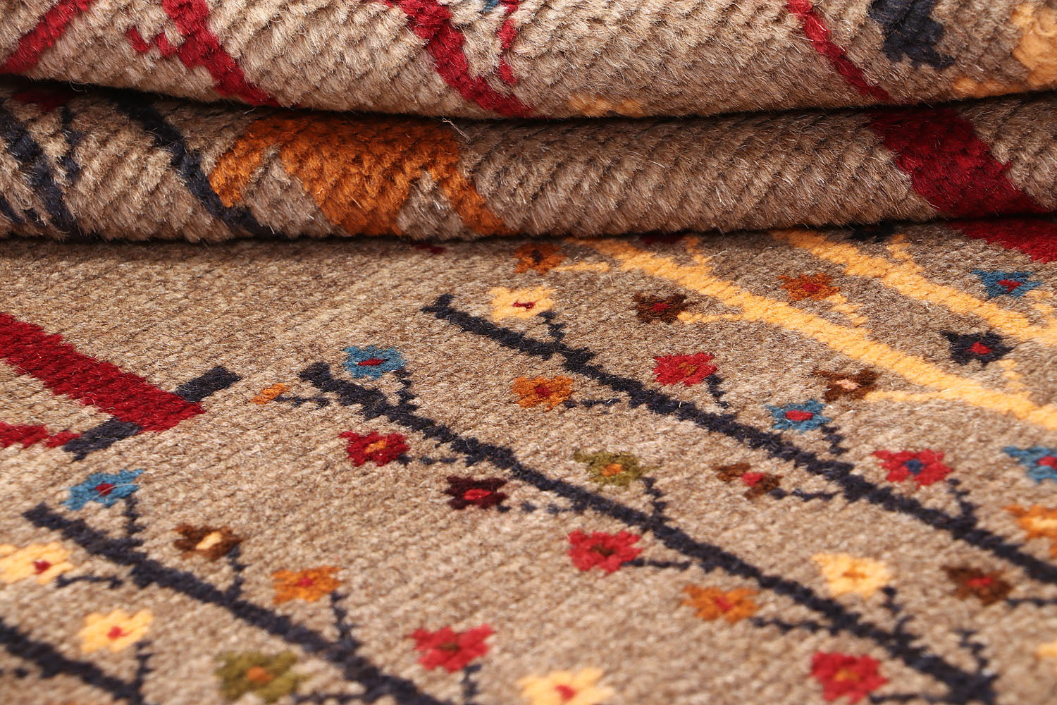 PICTORIAL RUGS