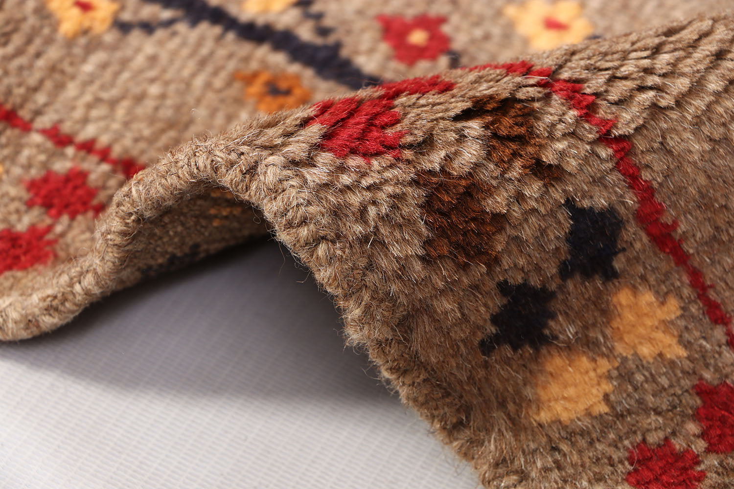 PICTORIAL RUGS